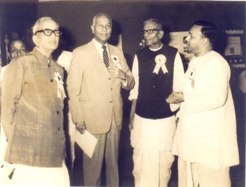 L to R Chokhani Ji, Not Known & Abhimanyu Bhuwalka